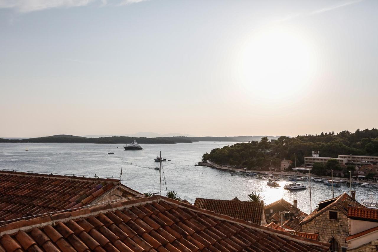 Hvar Old Dalmatian House Junior Suite - Deck 3 Hvar Town Exterior foto
