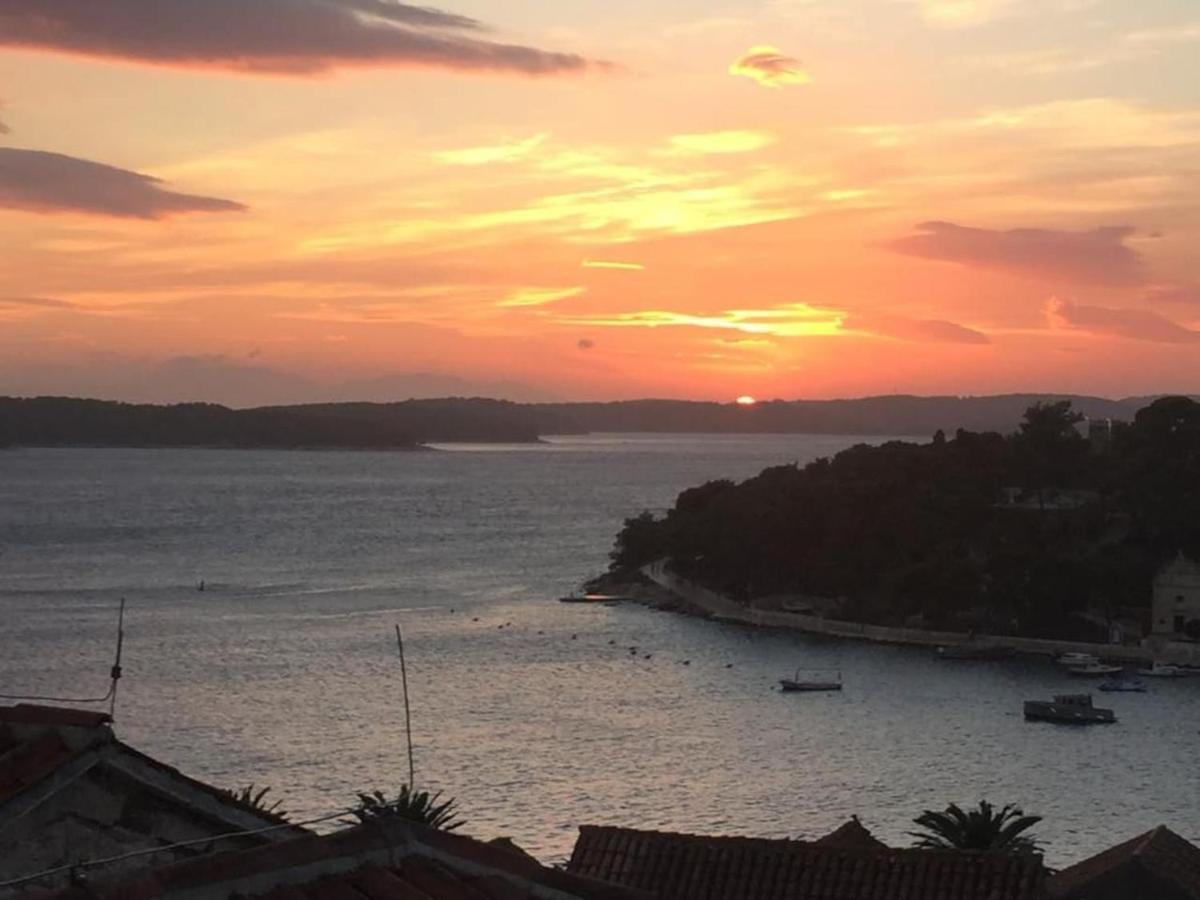 Hvar Old Dalmatian House Junior Suite - Deck 3 Hvar Town Exterior foto